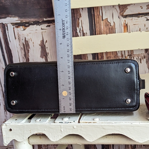 Coach Sierra handbag New and wallet set. - Picture 3 of 16